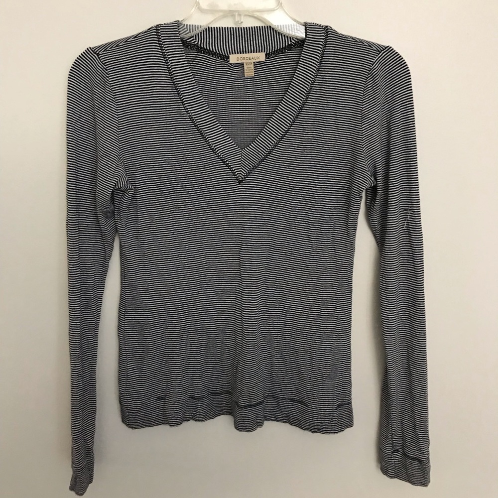 Bordeaux black/white shirt
